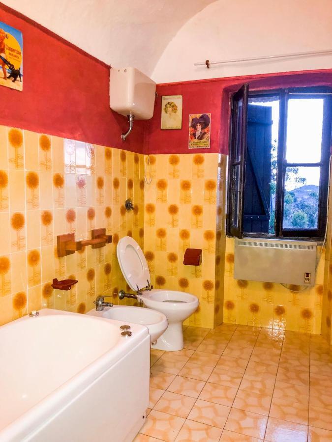 La Casa Di Vasco Bussana Vecchia Apartment ซานเรโม ภายนอก รูปภาพ
