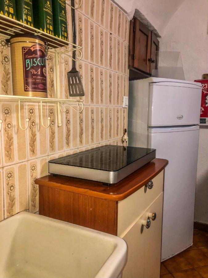 La Casa Di Vasco Bussana Vecchia Apartment ซานเรโม ภายนอก รูปภาพ