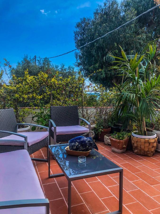 La Casa Di Vasco Bussana Vecchia Apartment ซานเรโม ภายนอก รูปภาพ